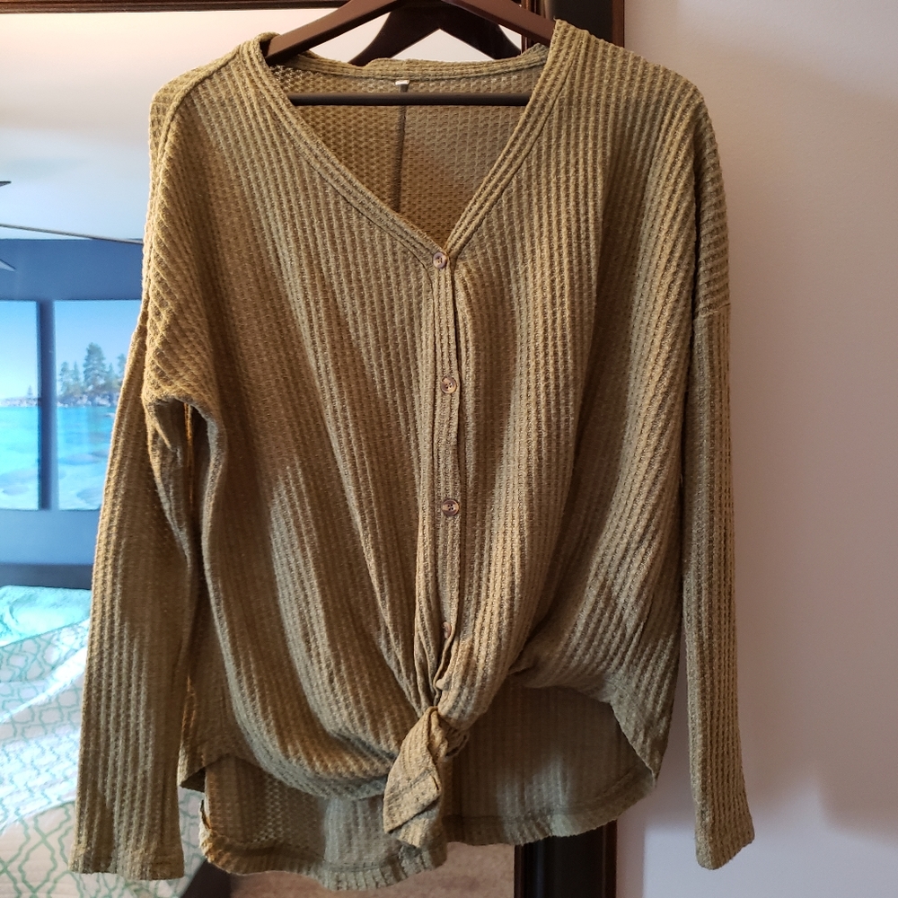 Small Olive green waffle knit sweater